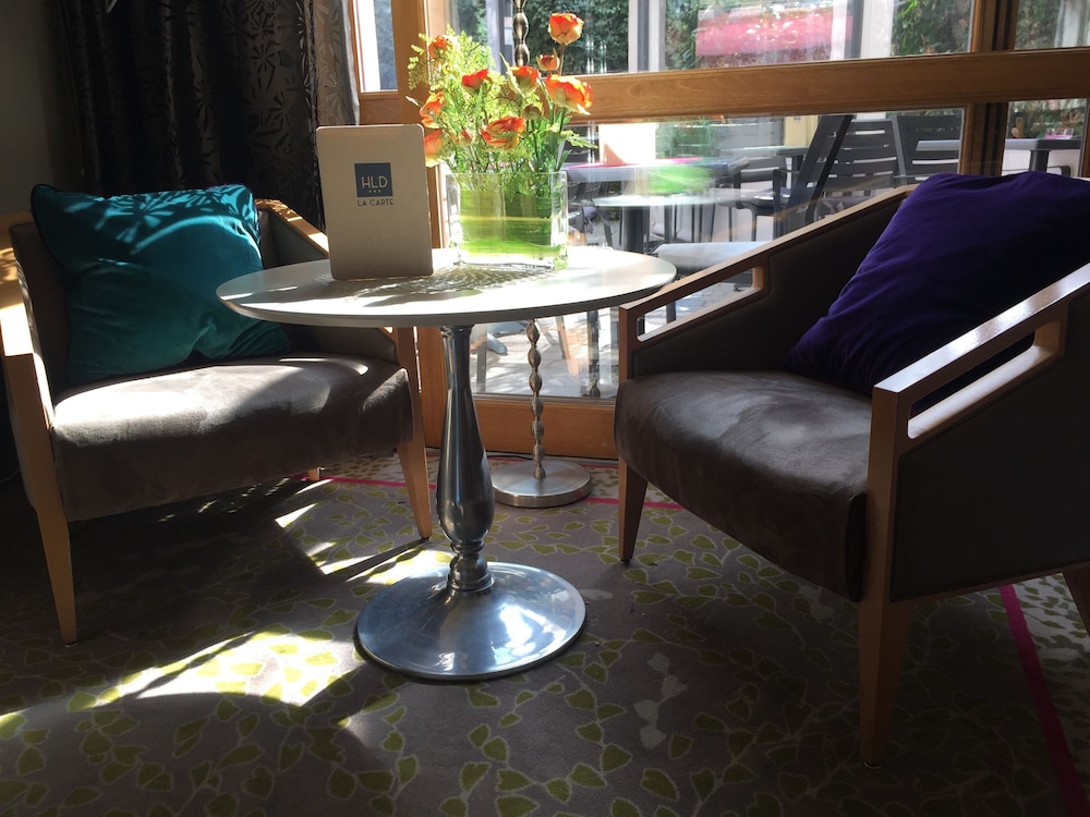Le Dauphin Hotel 47/67