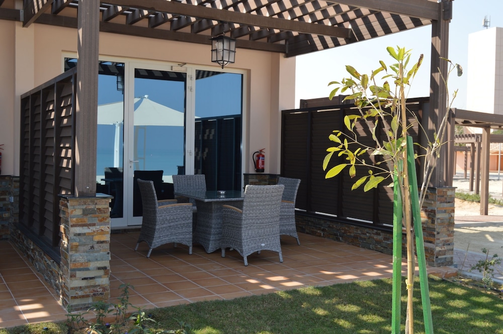 Danat Jebel Dhanna Resort 17/50