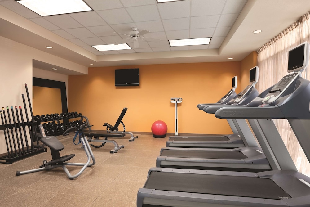 Embassy Suites By Hilton E Peoria Riverfront Conf Center 25/60