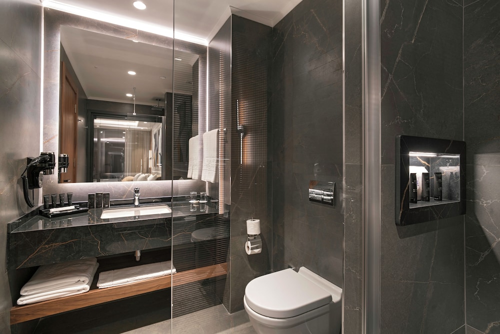 Grand Sapphire Resort 50/50