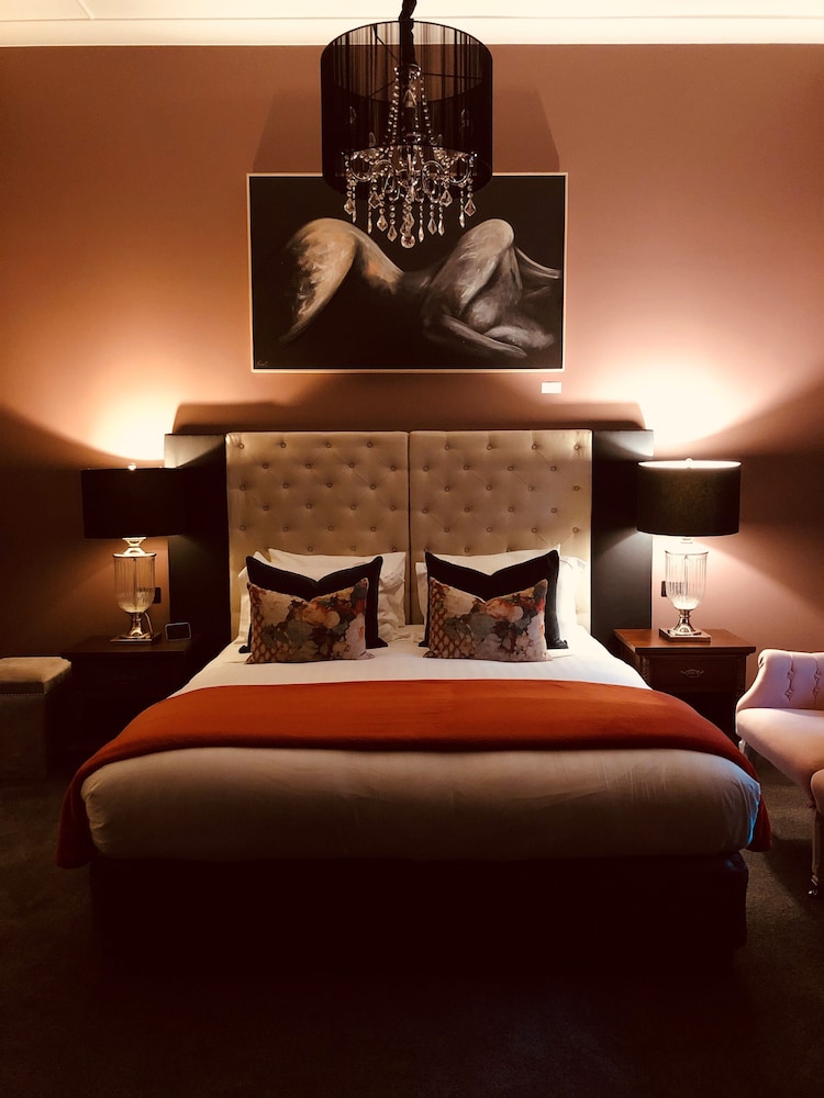 THE DUDLEY BOUTIQUE HOTEL 18/38