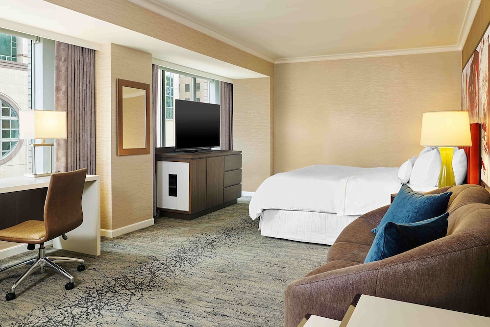 WESTIN MICHIGAN AVENUE 50/58