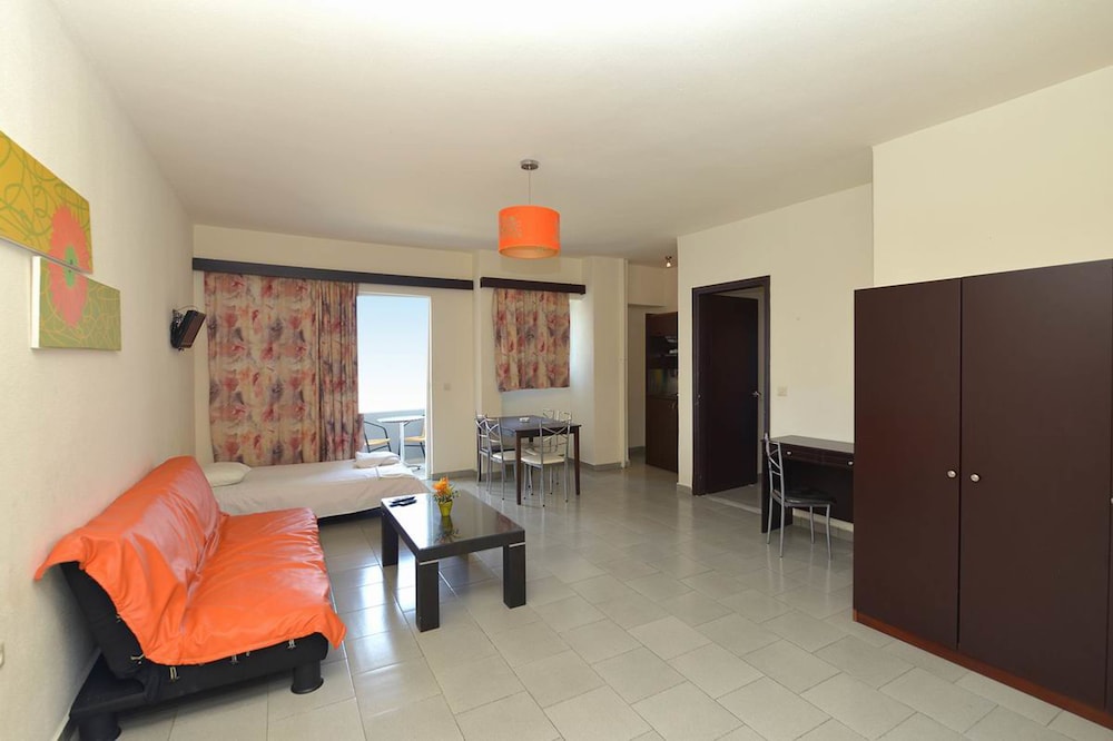 Ialysos City Hotel 36/51