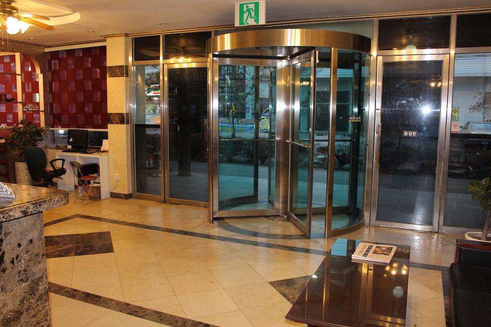 HOTEL PARKWOOD INCHEON AIRPORT 9/70