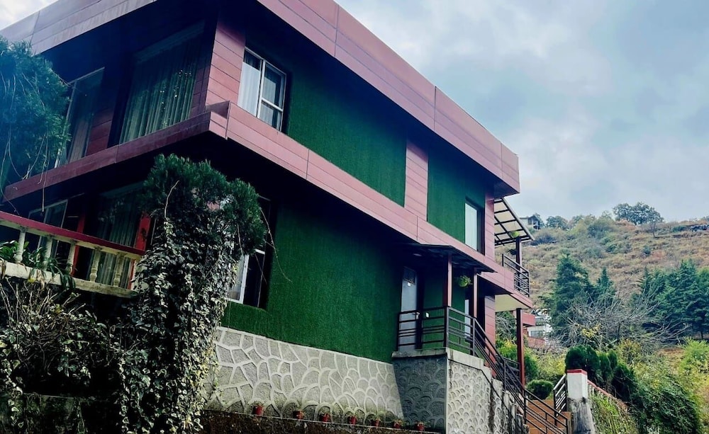 Aamari Resorts 4/51