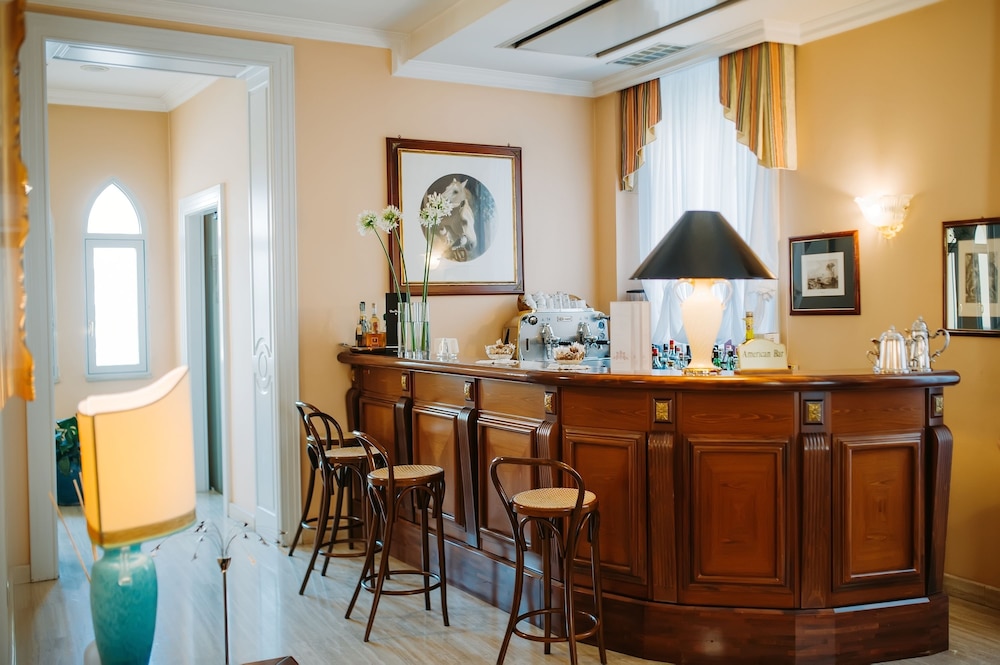 Hotel Villa Traiano 40/43