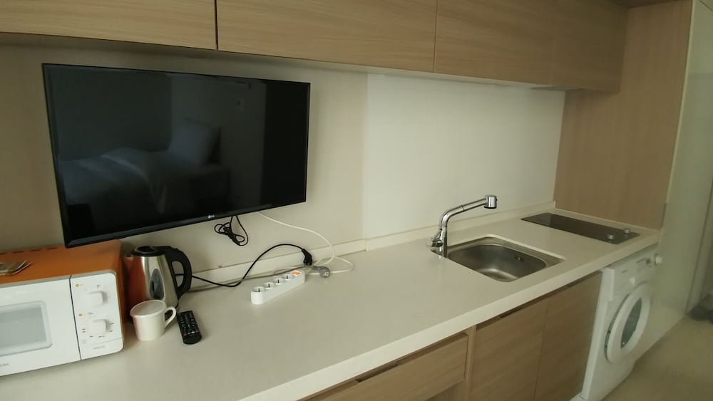 Cplus Residence Hotel 16/18