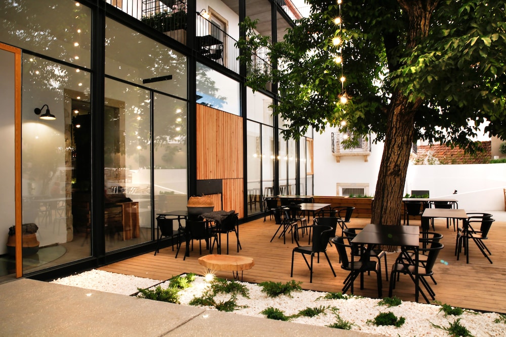 SAPIENTIA BOUTIQUE HOTEL 55/73