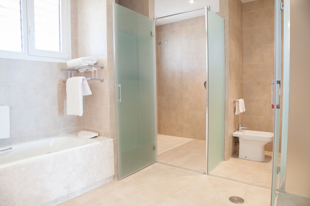 LAS SUITES DE PUERTO SHERRY 58/60