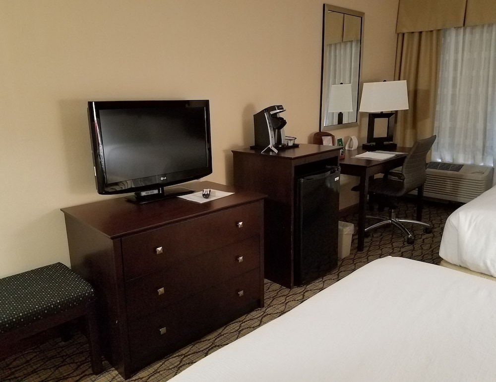 Holiday Inn Johnson City 29/79