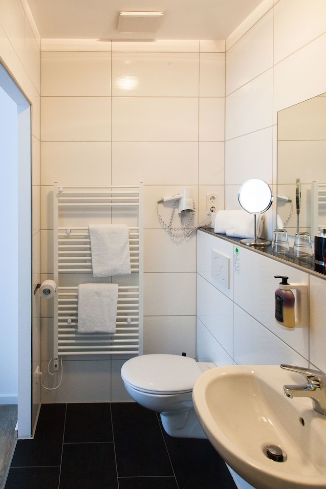 Hotel Stay 45/50
