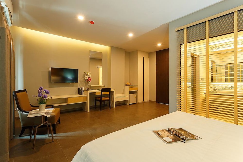 Green Point Residence Hotel 50/62