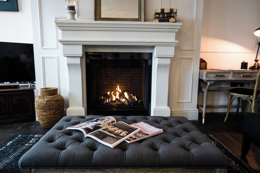 The Regency 4/49