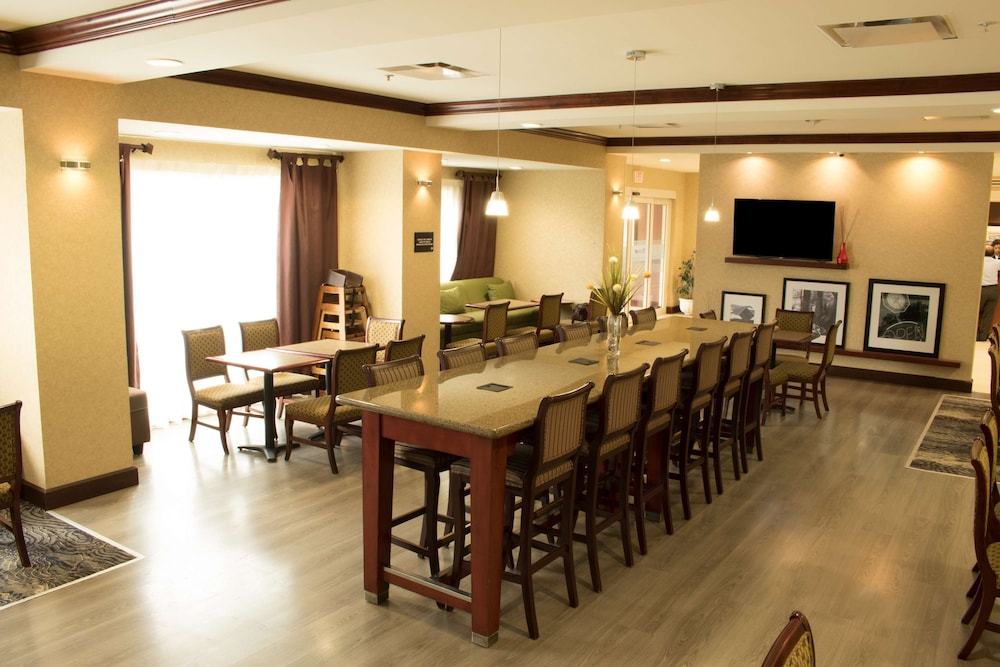 Hampton Inn By Hilton Ciudad Victoria 32/50