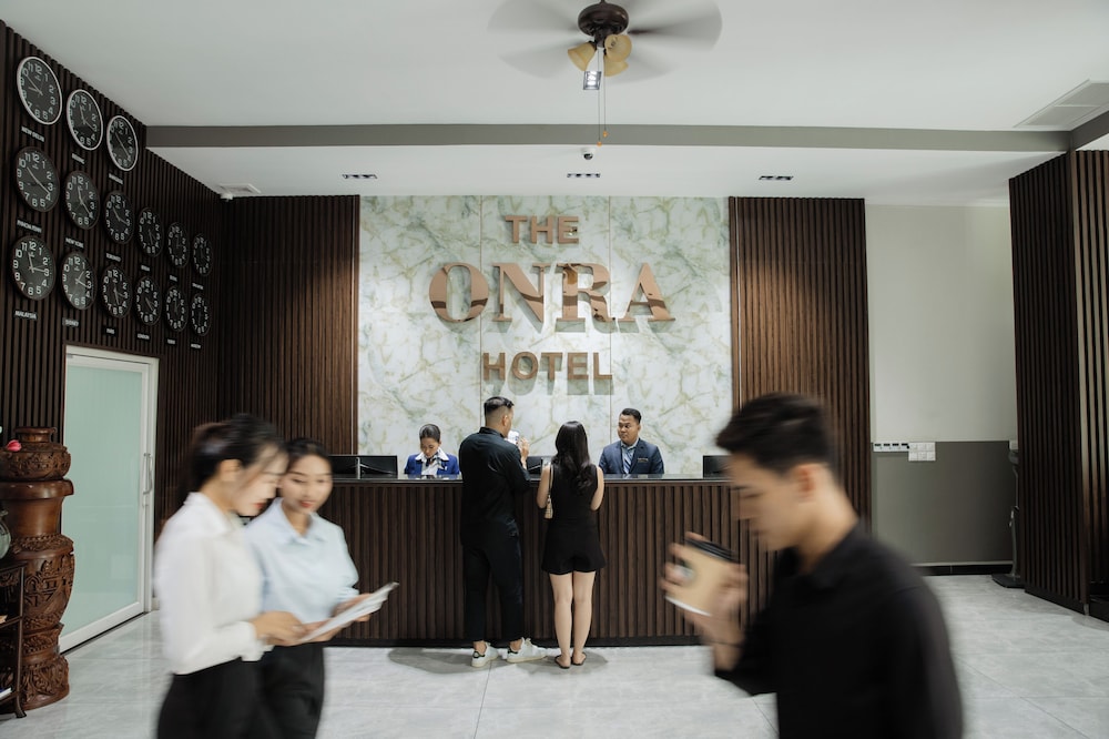 The Onra Hotel 8/41