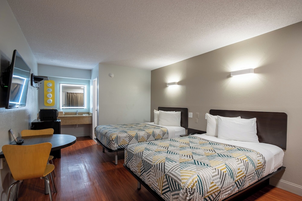 غرفة ديلوكس بسريرين مزدوجين للمدخنين، Motel6 Richmond, VA - Midlothian Turnpike 2/10