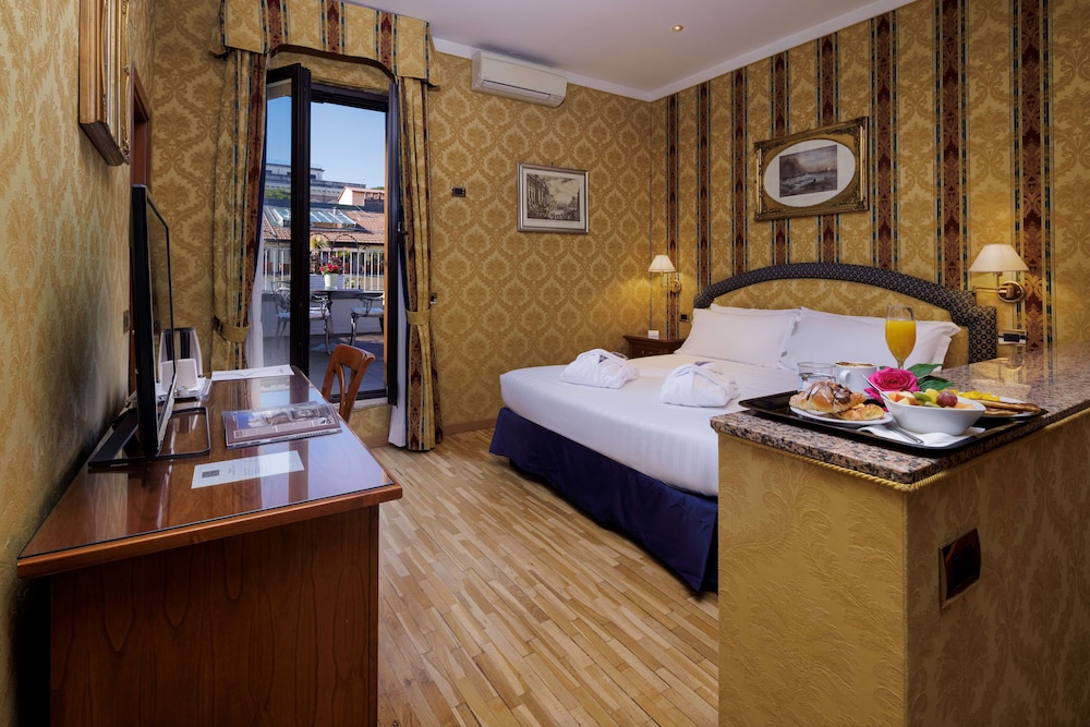 Hotel Raffaello, Sure Hotel Collection By Best Western 63/75
