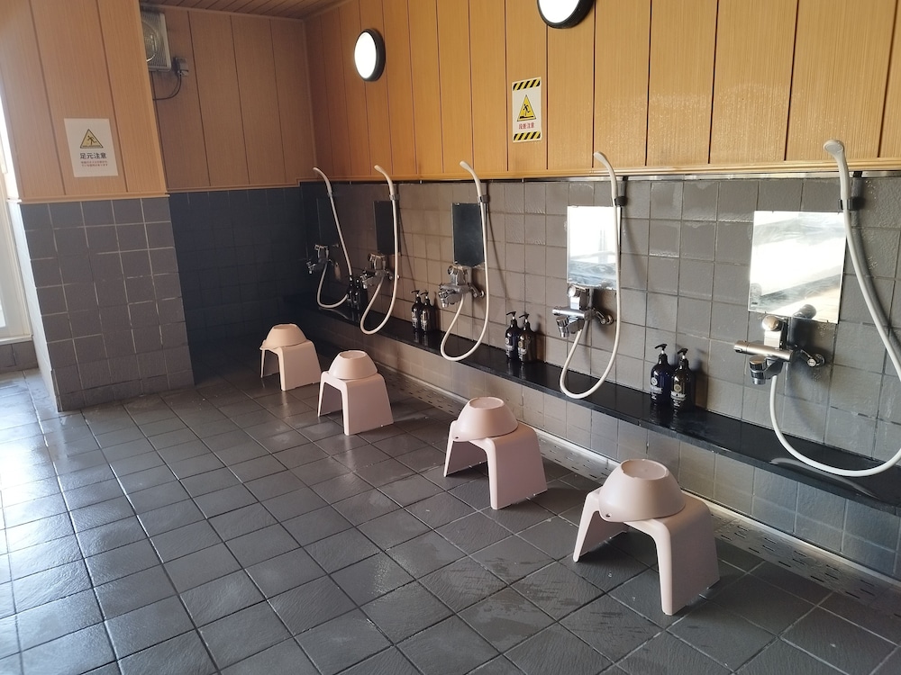 Shin-Imamiya Hotel 42/67
