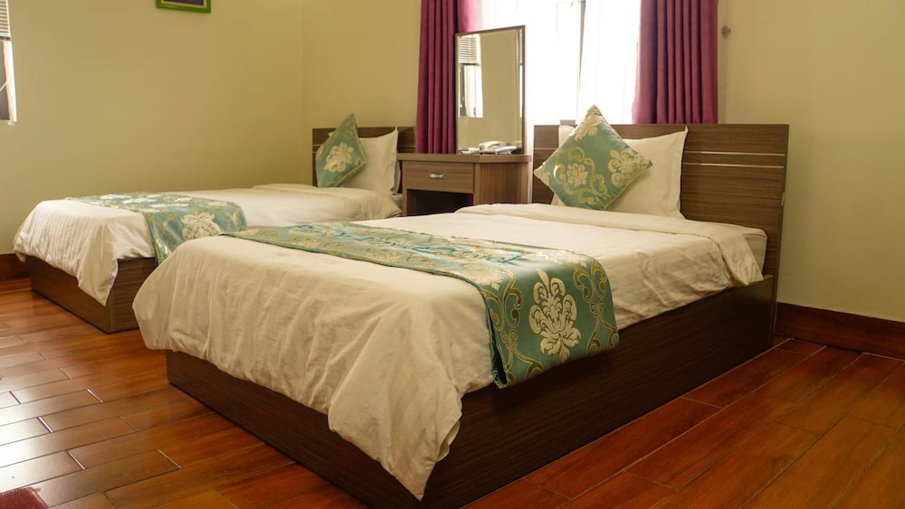 Family Hotel Soc Son 30/69