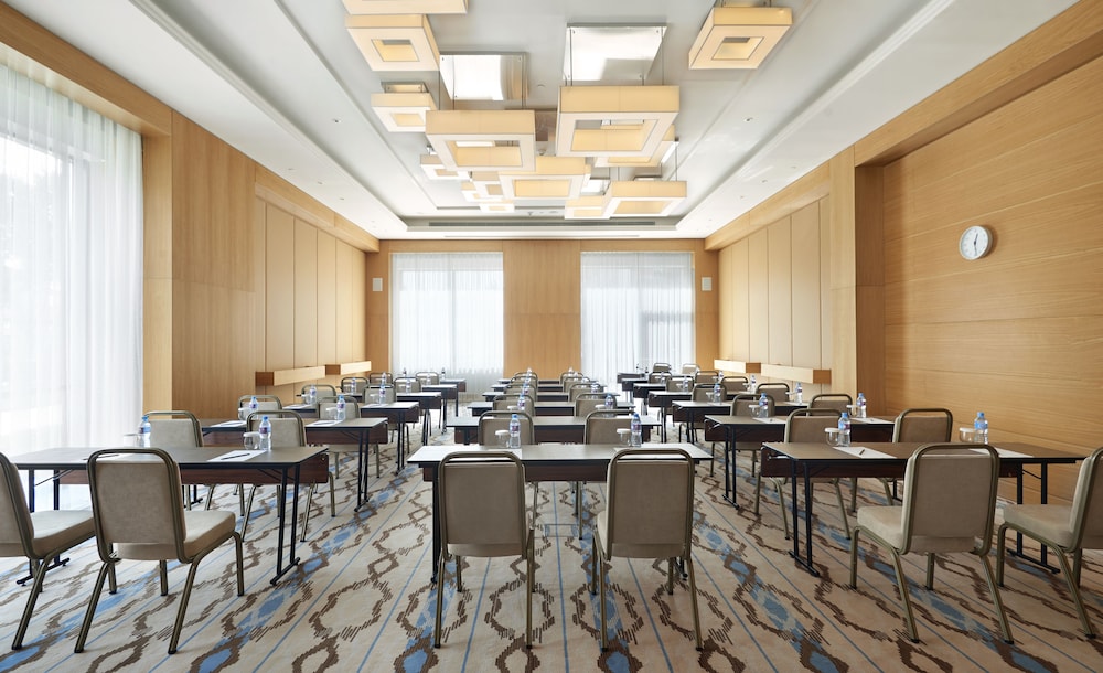 Hyatt Regency Tashkent 62/72