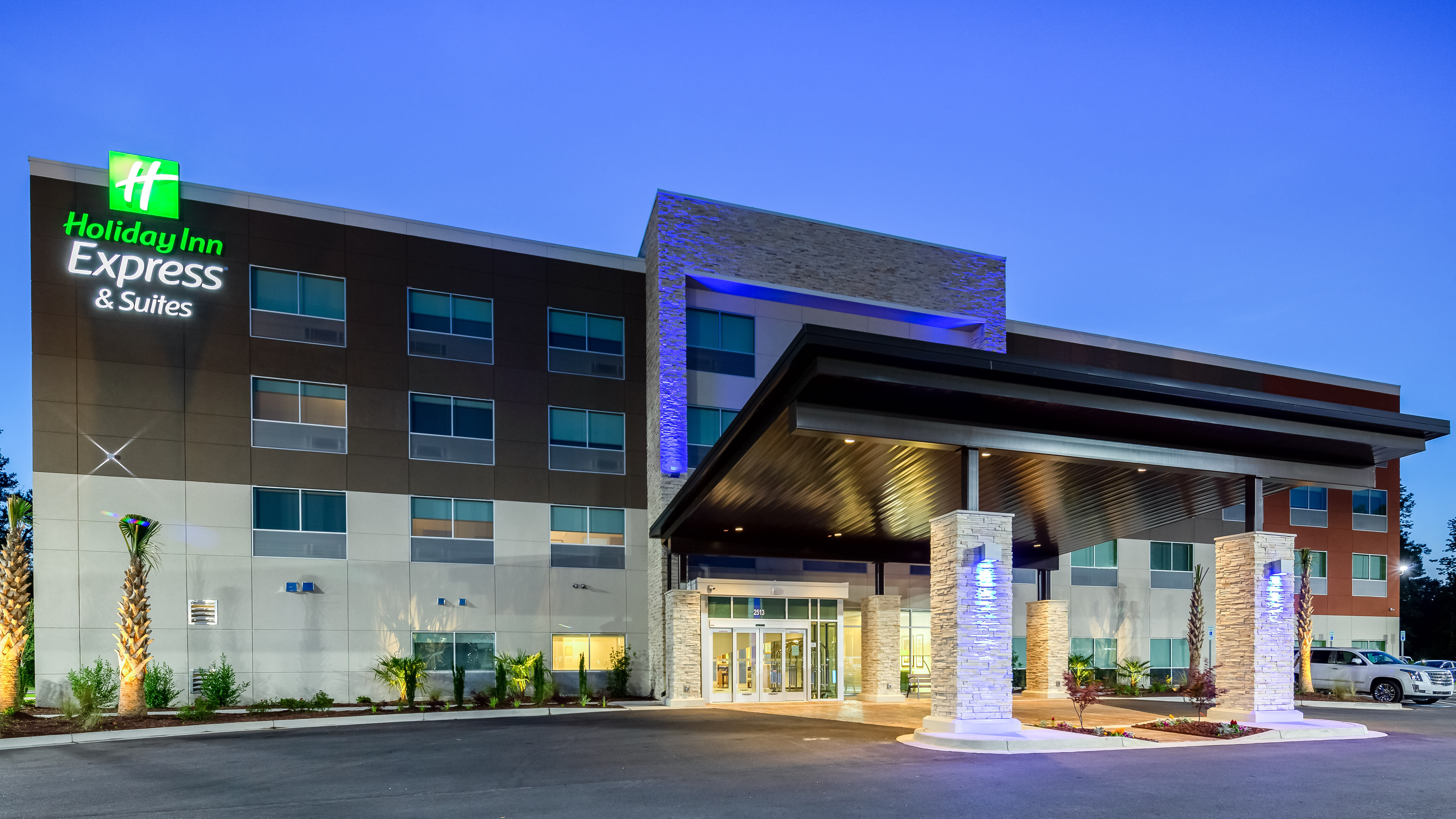 Holiday Inn Express Suites Latta 2/59