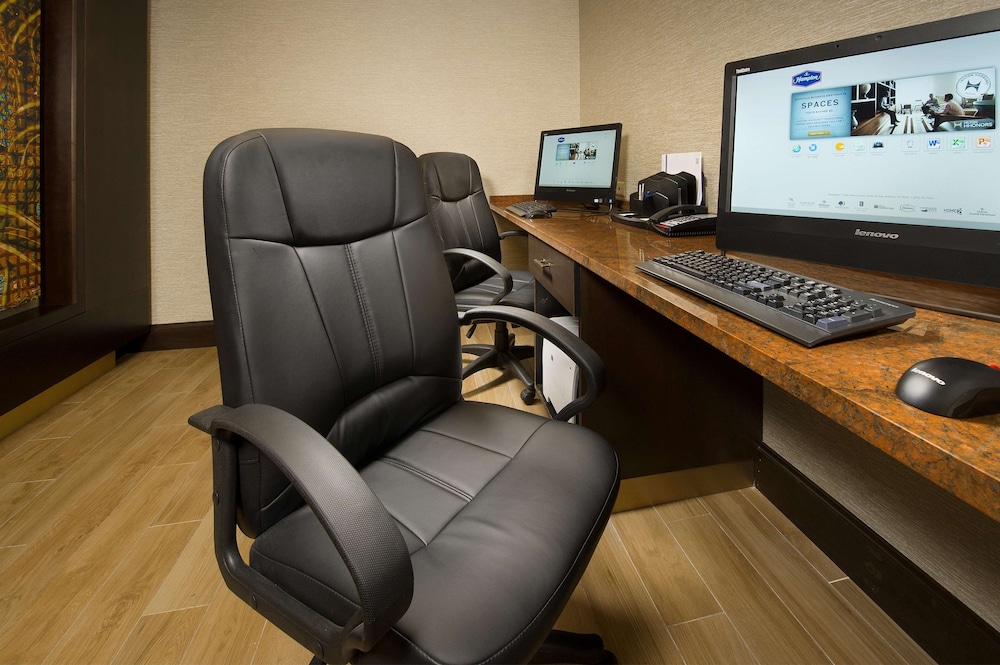 Hampton Inn and Suites San Antonio Downtown Market Square 25/33
