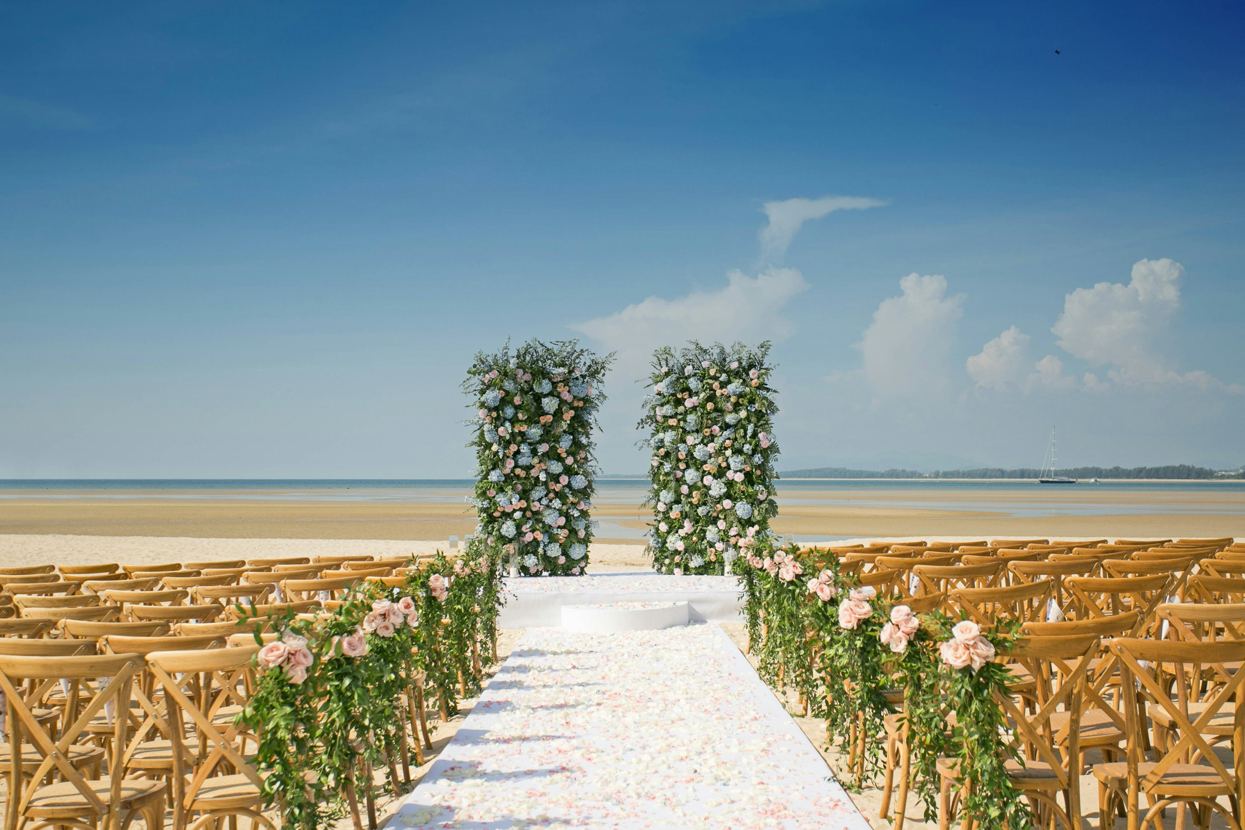 PHUKET MARRIOTT RESORT & SPA, NAI YANG BEACH 70/78