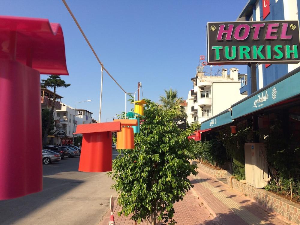 Turkish Apart Hotel 4/20