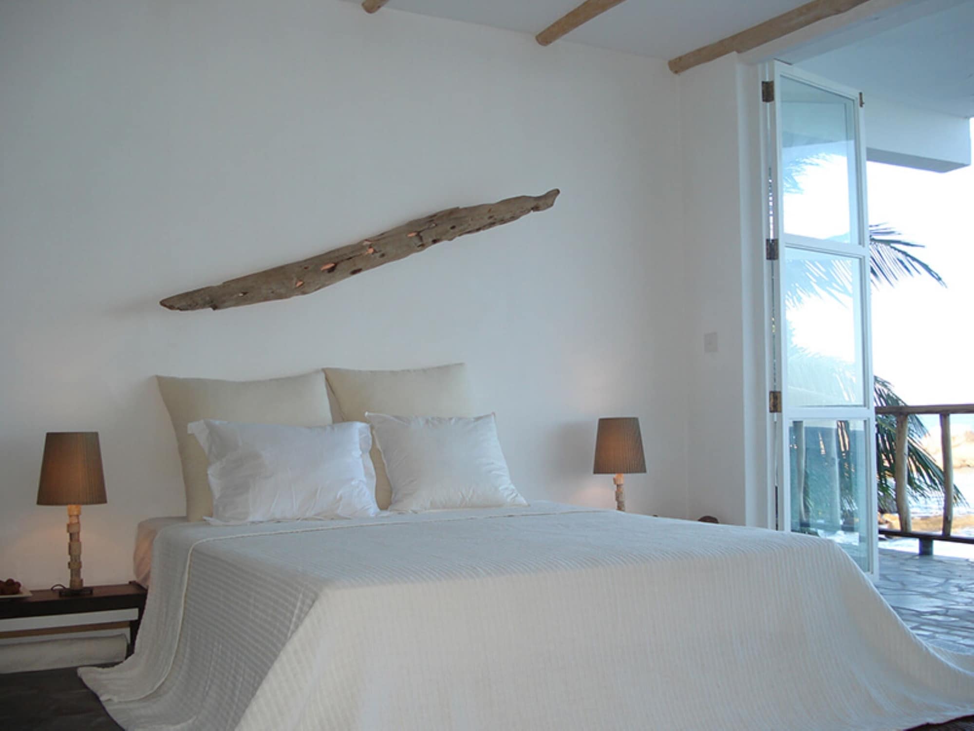 STANDARD, DOUBLE BED, SEA VIEW