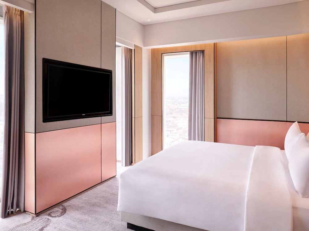 Mercure Samarinda 16/75