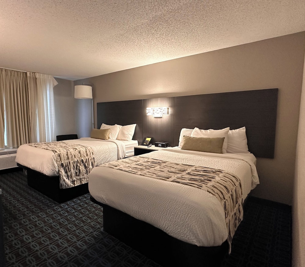 Wingate by Wyndham Dayton North 17/50