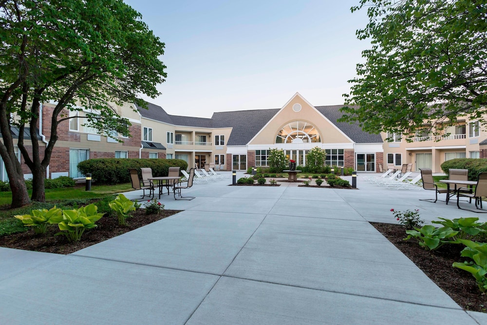 Four Points By Sheraton Buffalo Grove 10/27