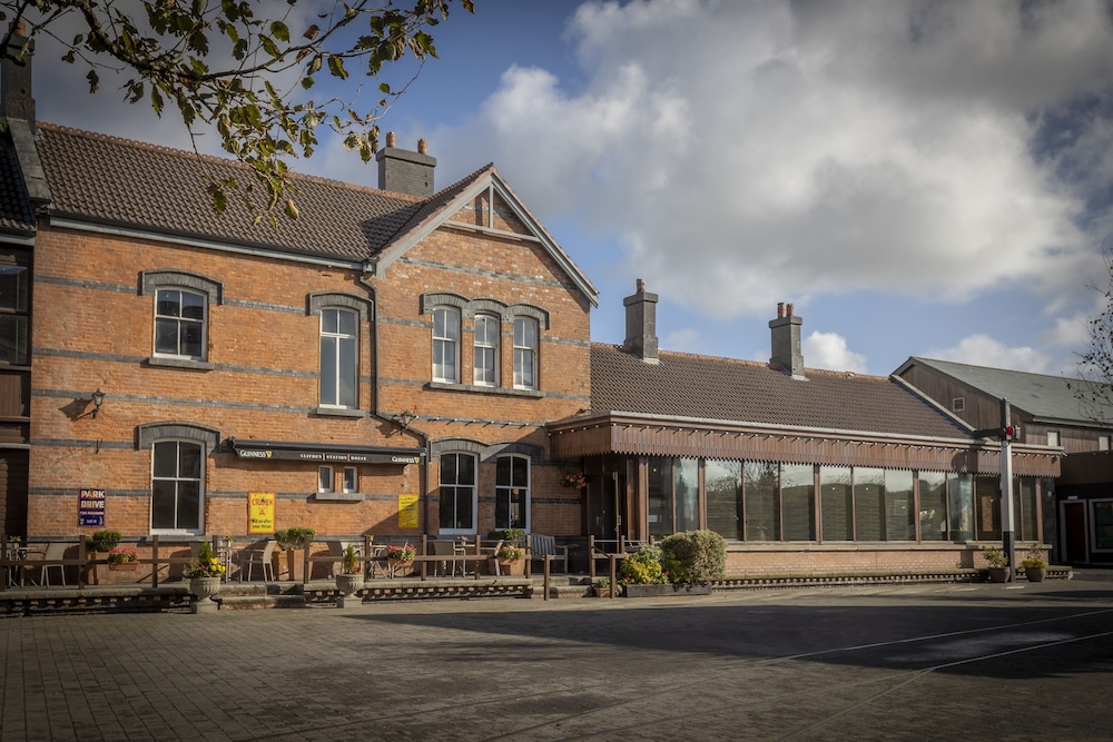Clifden Station House 3/26