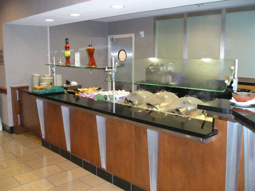 Embassy Suites by Hilton Dulles North Loudoun 43/58