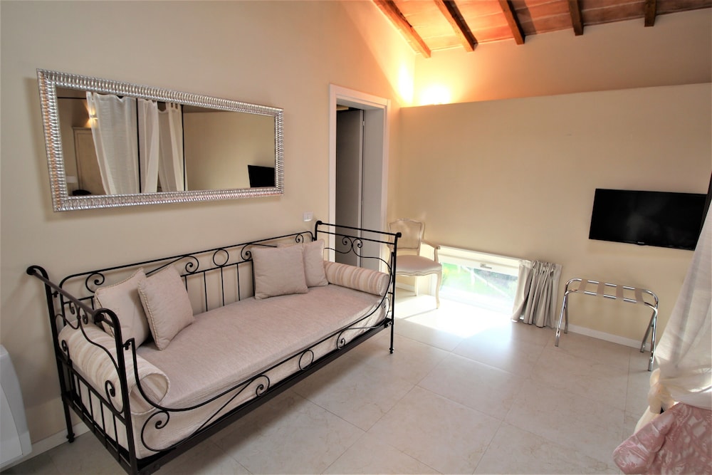 Villa Del Sole 48/72