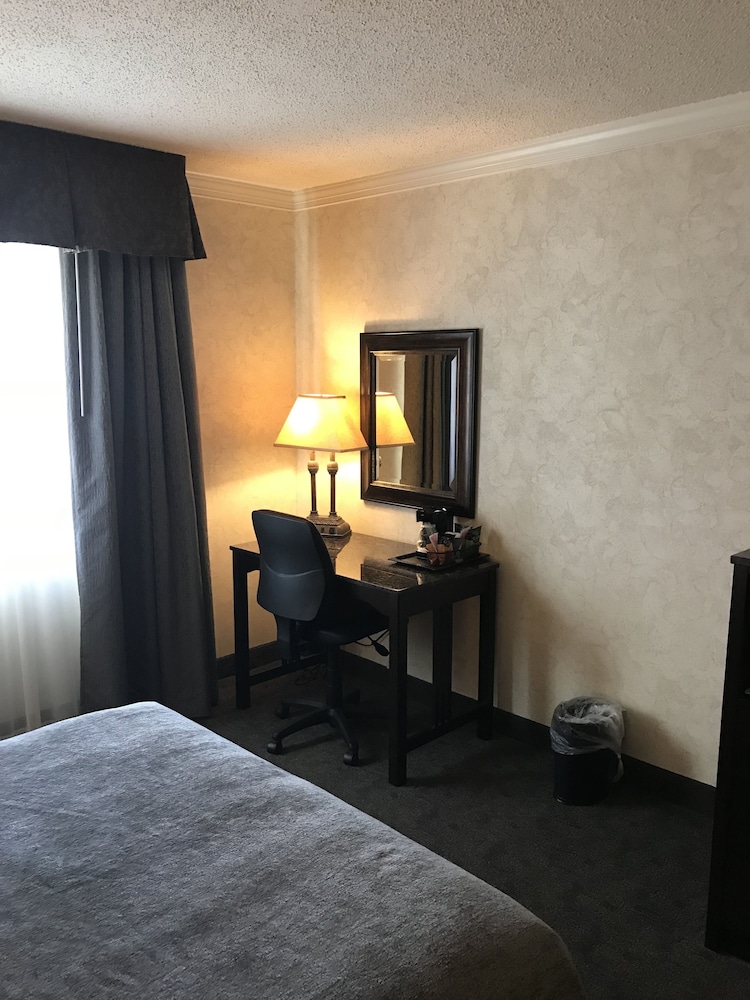 Heritage Hotel Lancaster 16/55