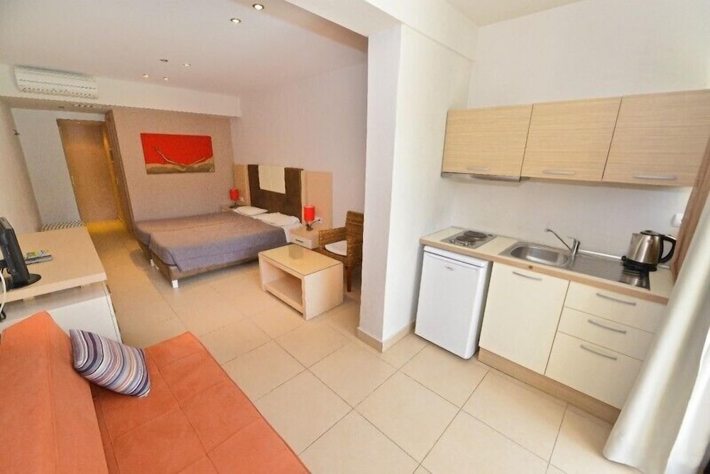 Medusa Luxury Apartments 20/30