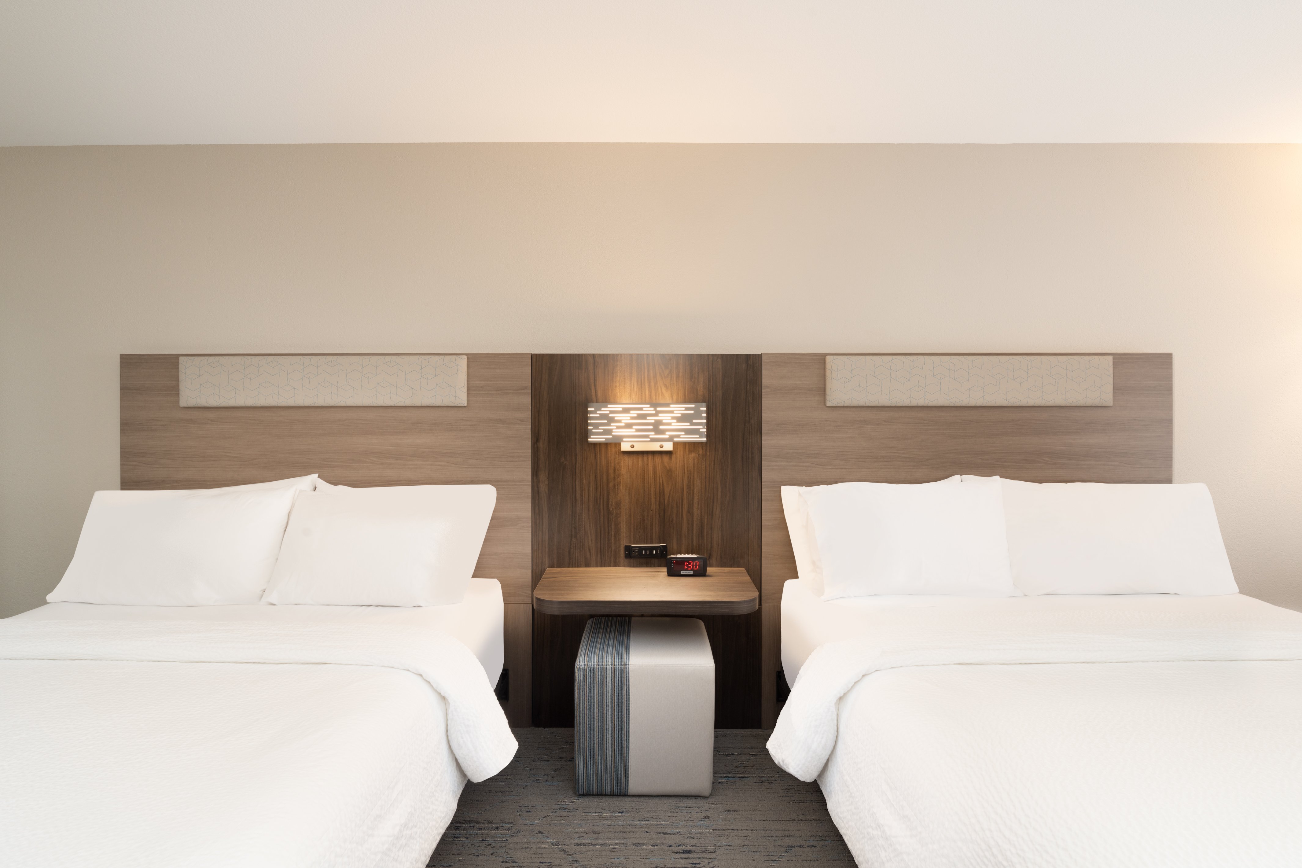 HOLIDAY INN EXPRESS HOTEL AND SUITES BOZEMAN WEST 26/75