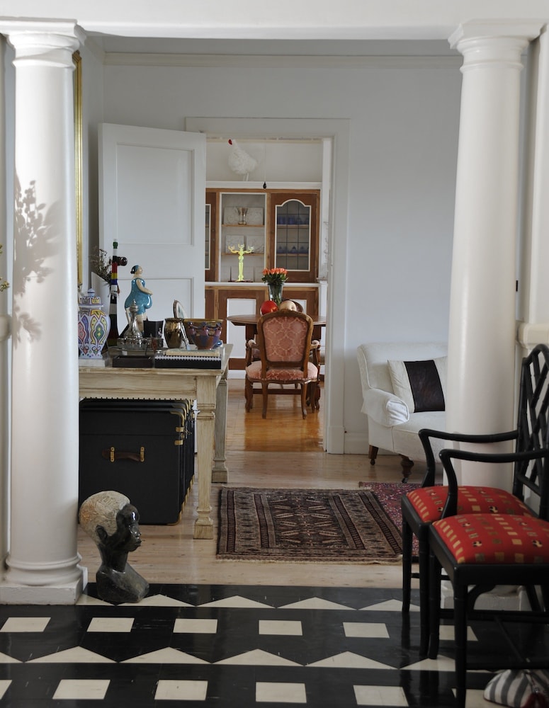 Bella Ev Guest House 6/50