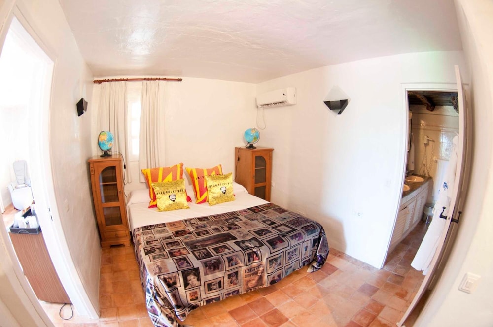 Pikes Ibiza - Adults Only 6/50