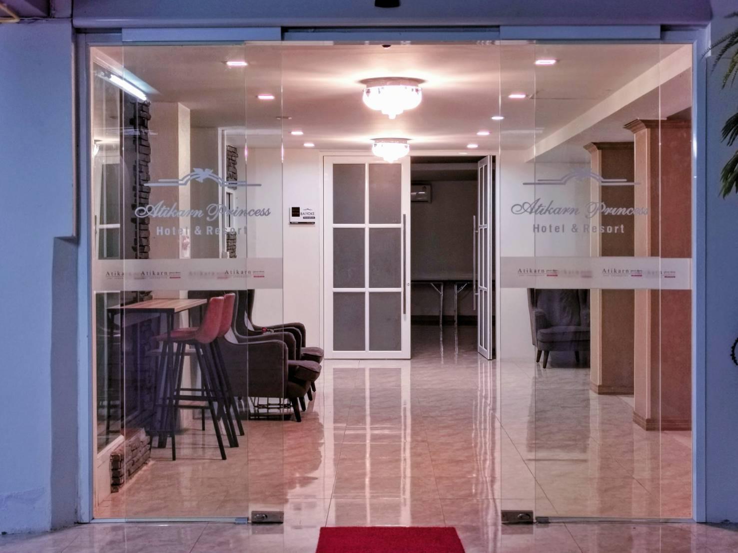 Atikarn Princess Hotel 3/39