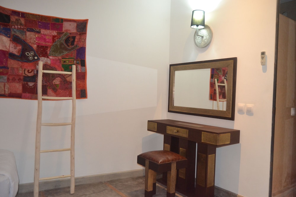 Riad Samarine 27/42