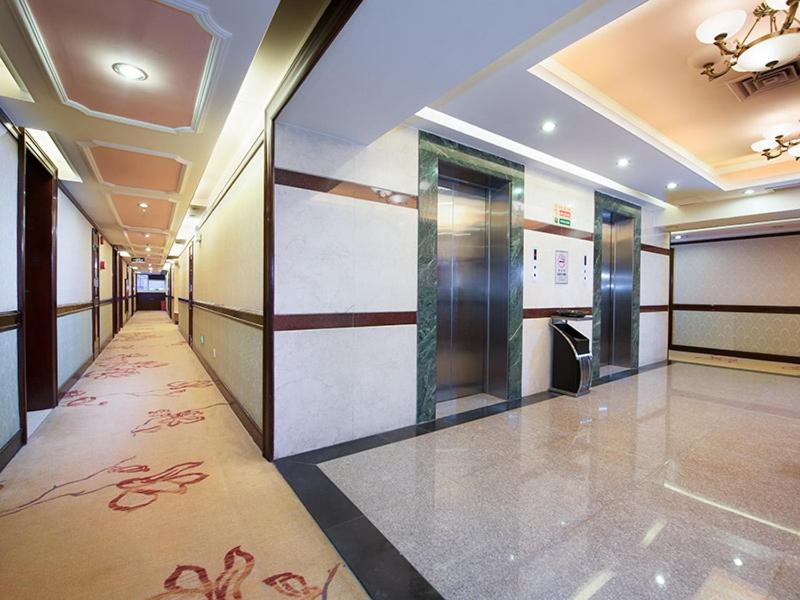 Vienna Hotel- Shenzhen Fuhua Road 4/22