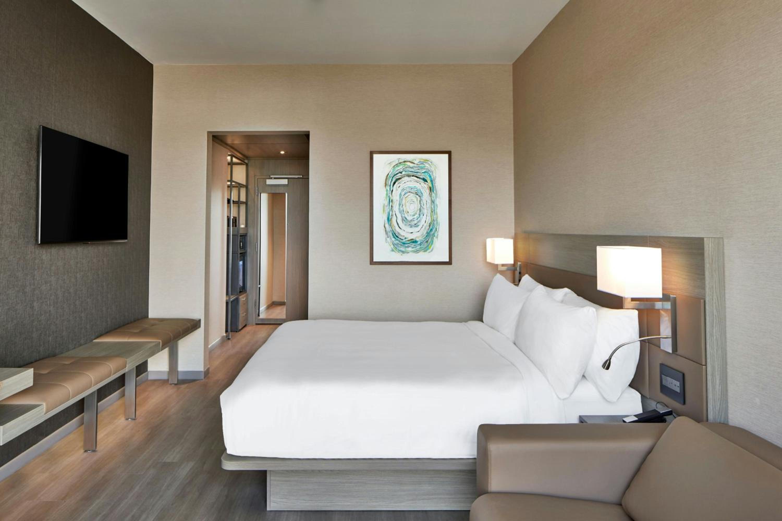 Room, King Bed, Country View, Sofa, Accessible