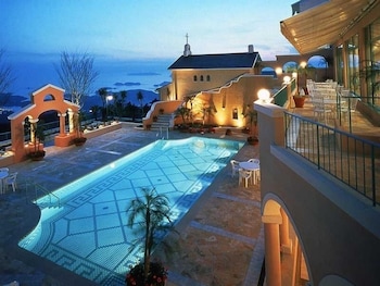 swimming pool spa