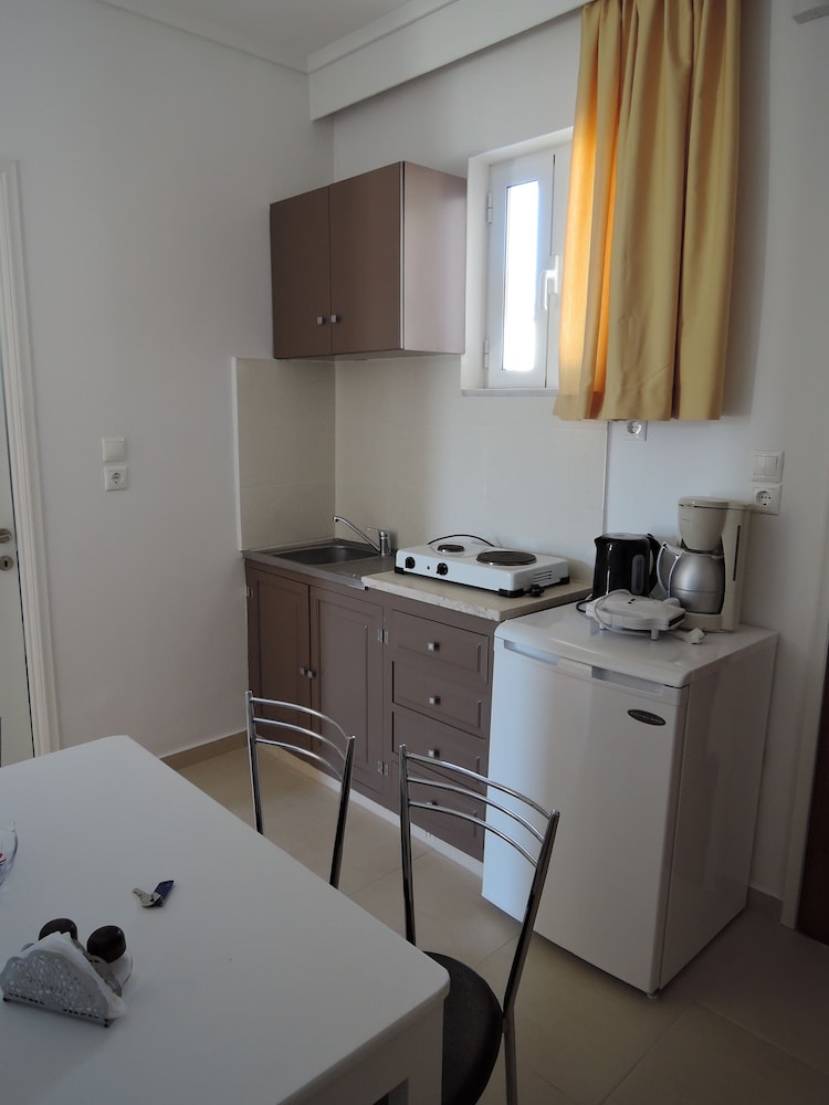 Fantasia Hotel Apartments 27/46