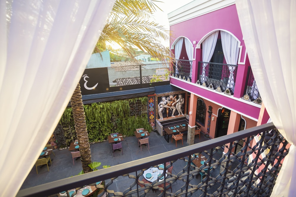 Exotica Boutique Hotel 43/50