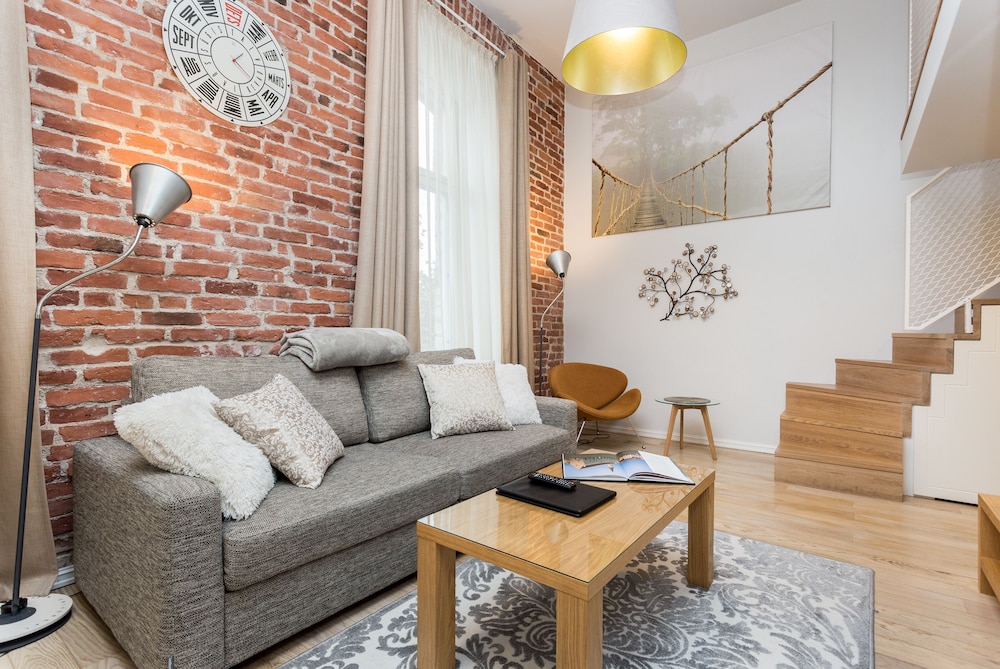 Angleterre Apartments 37/50