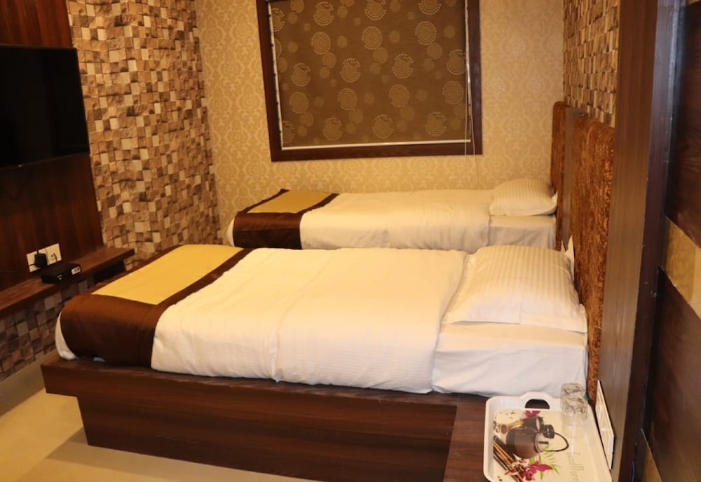 Hotel Angina 13/31