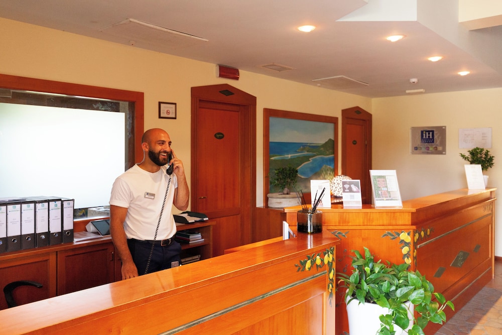 iH Hotels Villasimius Le Zagare Resort 10/60